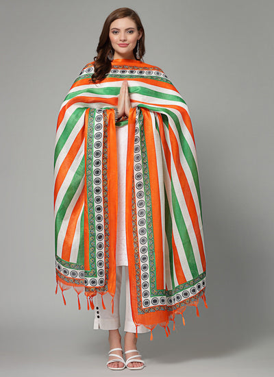 Women wearing tri-colour printed Chanderi silk dupatta with tasselled border.