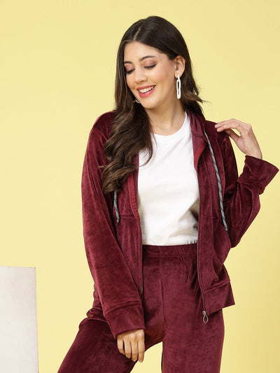 Women solid hooded velvet co-ord set with zip closure and elasticated waistband.