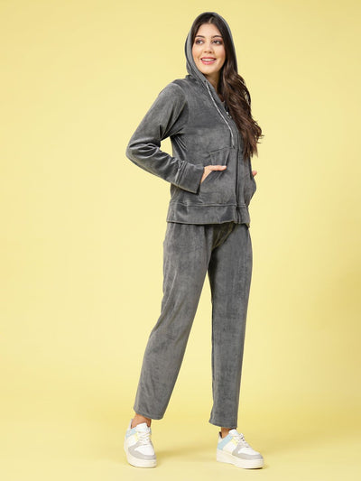 Women solid hooded velvet co-ord set with zip closure and elasticated waistband.