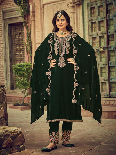 Bottle Green Embroidered Velvet Kurta with Dupatta Set