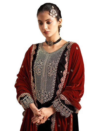 Black Embroidered Velvet Kurta with Dupatta Set