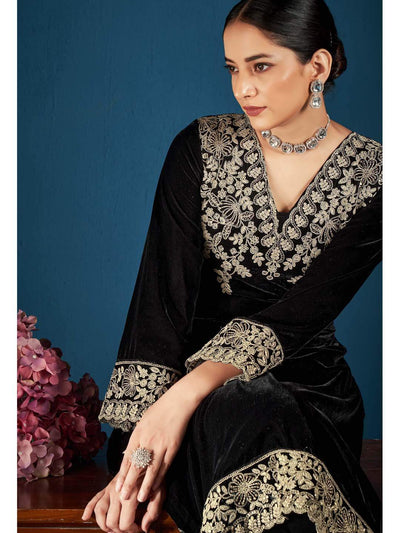 Black Embroidered Velvet Kurta with Dupatta Set