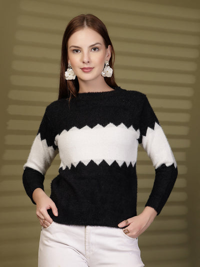 Black & White Zigzag Pattern Woollen Sweater