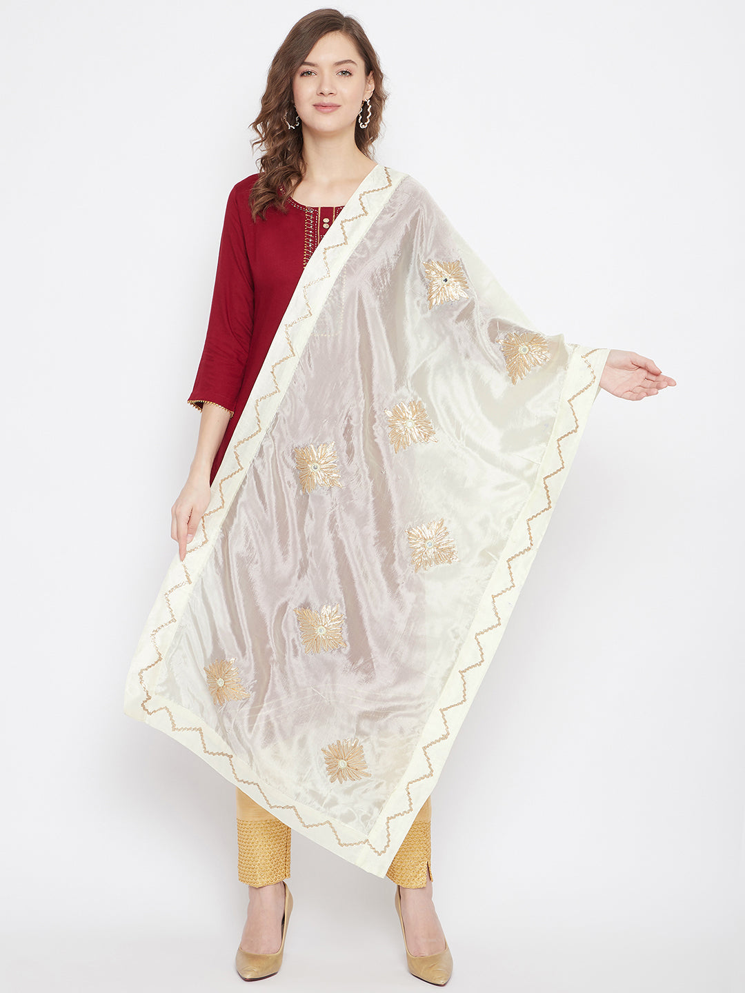 Cream Gotta Work Silk Dupatta with elegant ethnic design styled with kurta palazzo set.
