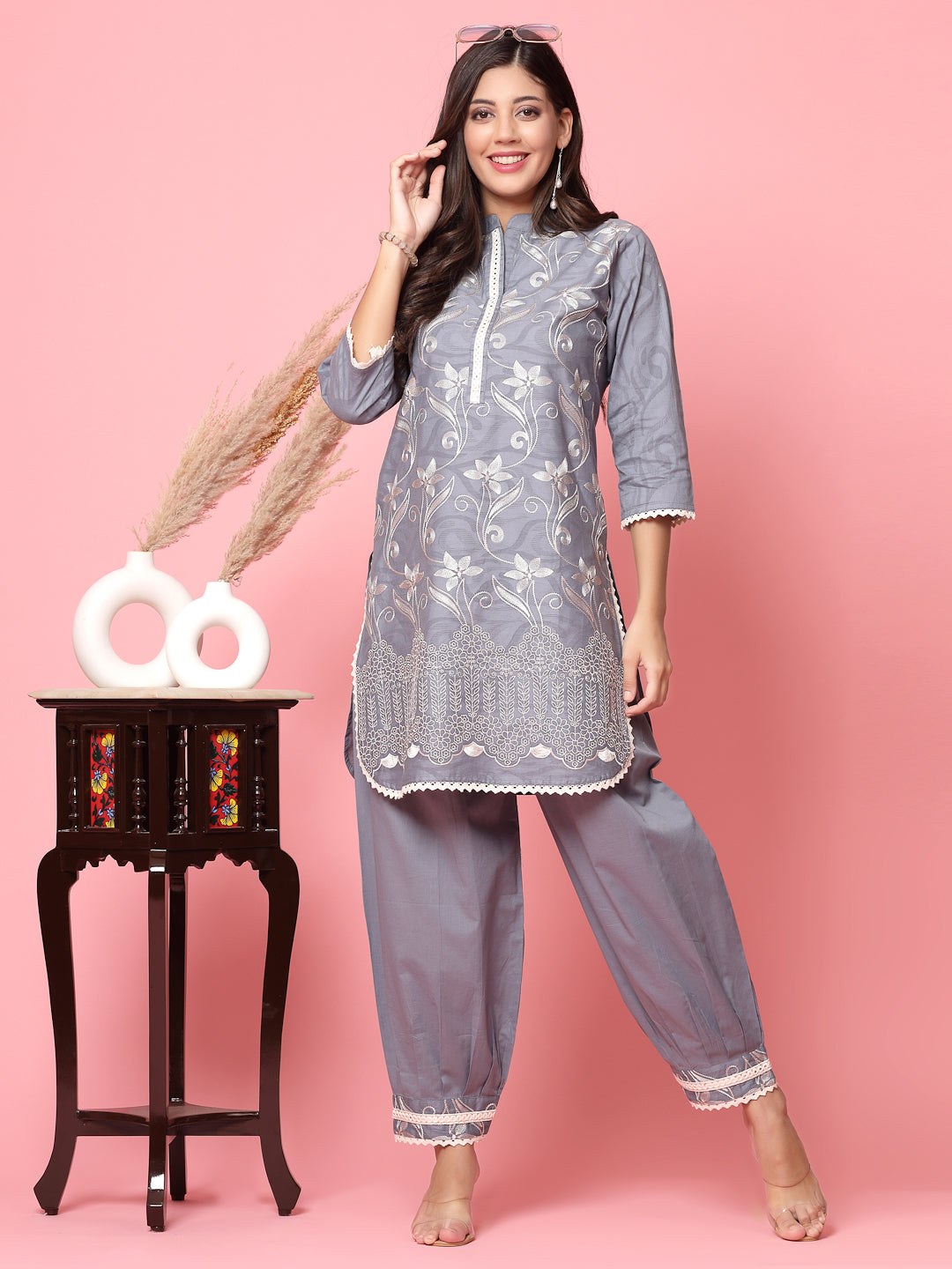 Women Embroidered Kurta with Afghani Pants