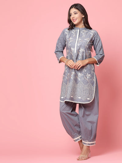 Women Embroidered Kurta with Afghani Pants