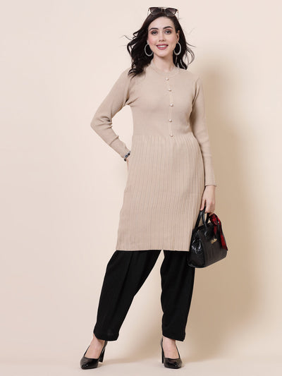 Black and magenta solid woollen salwar pack, loose-fit semi Patiala with drawstring closure.